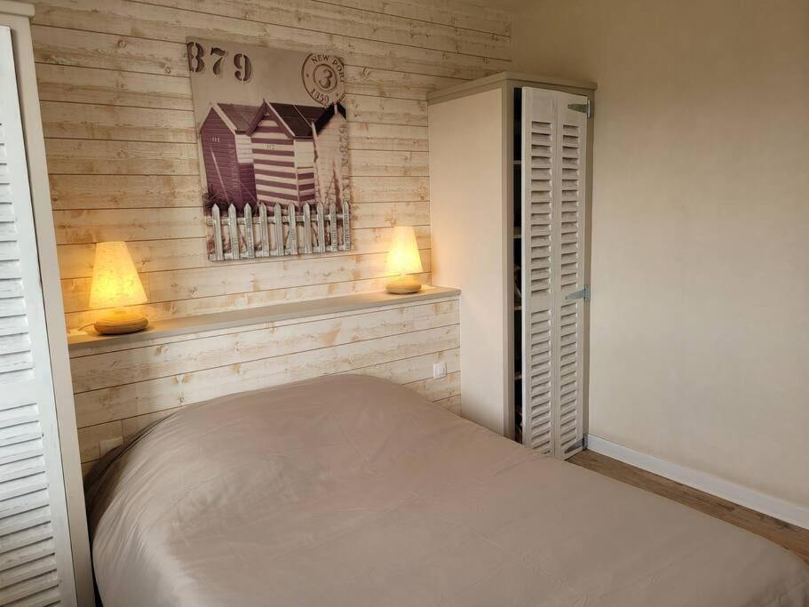 Maison Au Calme A 2 Pas Du Port ก็องแกล ภายนอก รูปภาพ