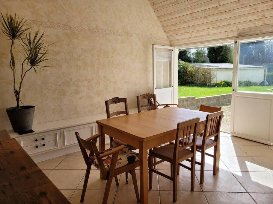 Maison Au Calme A 2 Pas Du Port ก็องแกล ภายนอก รูปภาพ